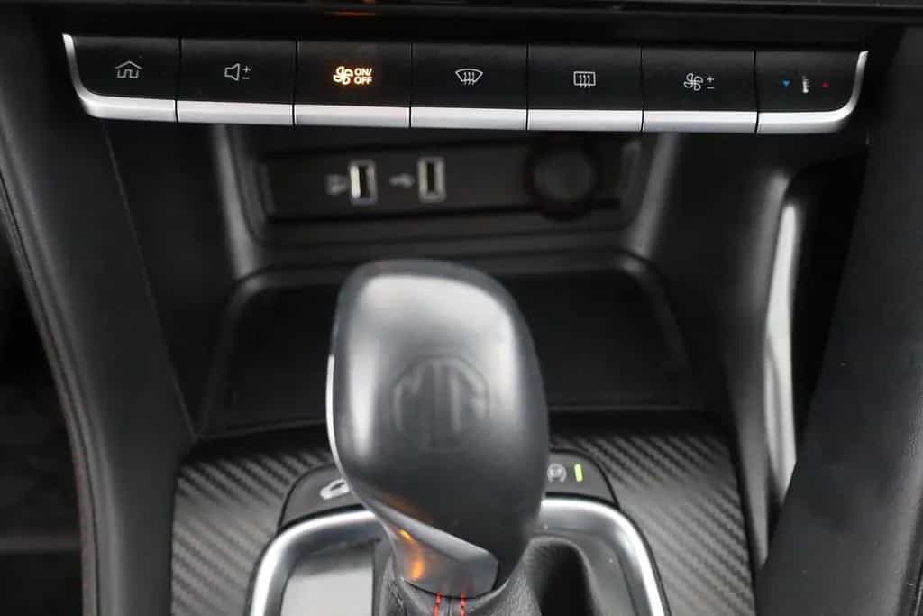 MG ZS 1.0 T-GDI Luxury Aut. LED Navi 360° 05/2024-photo-11
