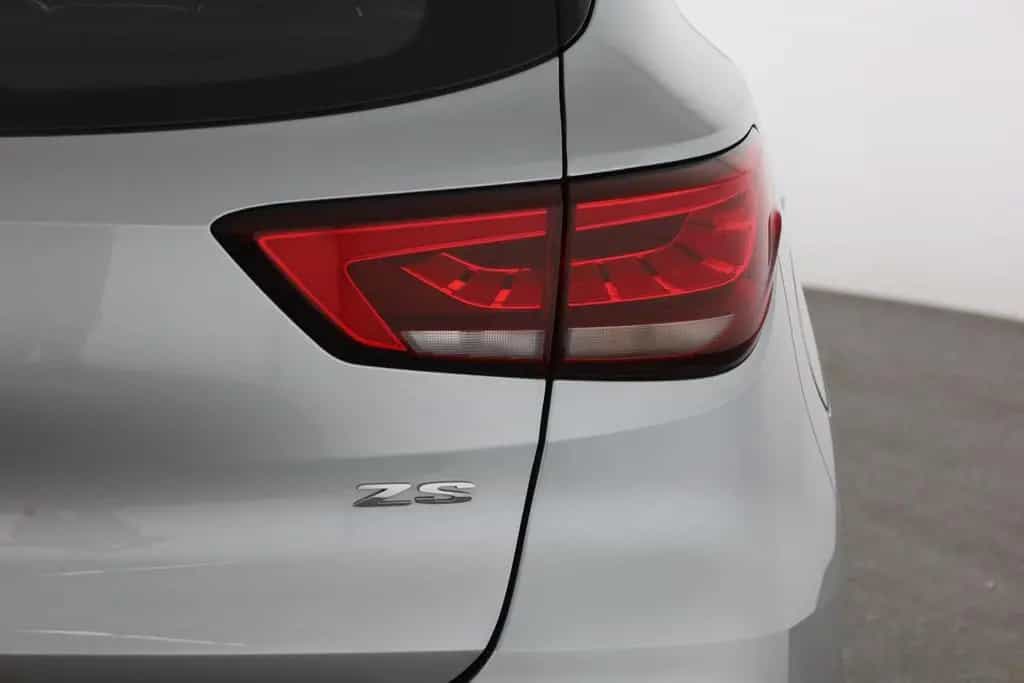 MG ZS 1.0 T-GDI Luxury Aut. LED Navi 360° 05/2024-photo-26