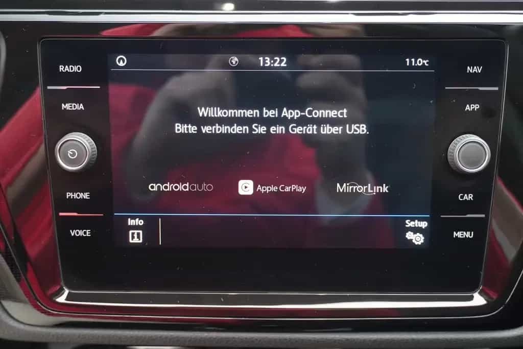 Volkswagen Touran 1.4 TSI DSG Sound LED AHK Navi 7-Sitzer 03/2018-photo-18