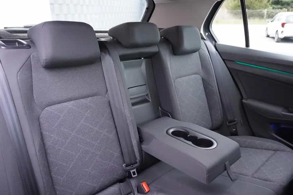 Volkswagen Golf VIII 2.0 TDI Life DSG LED Navi Standheizung 09/2020-photo-41