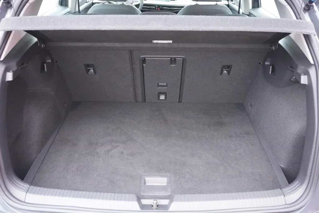 Volkswagen Golf VIII 2.0 TDI Life DSG LED Navi Standheizung 09/2020-photo-43