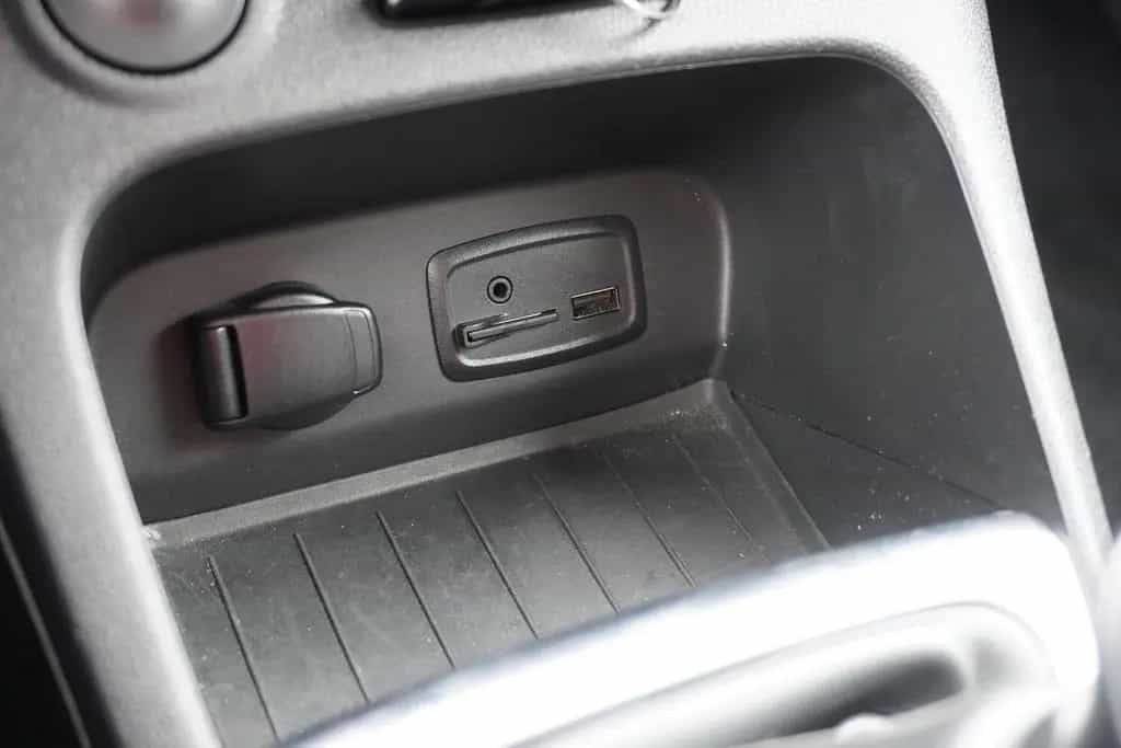 Renault Captur 1.3 TCE Navi Kamera Totwinkel Sitzheizung 05/2019-photo-18