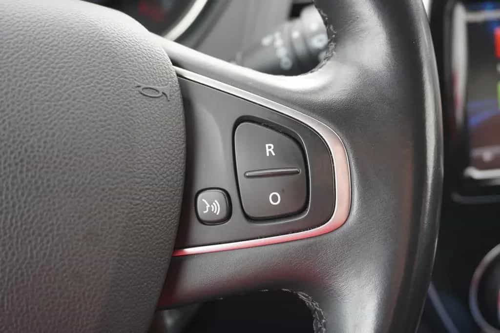 Renault Captur 1.3 TCE Navi Kamera Totwinkel Sitzheizung 05/2019-photo-23