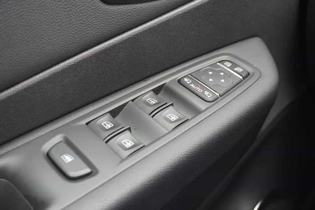 Renault Captur 1.3 TCE Navi Kamera Totwinkel Sitzheizung 05/2019-photo-28