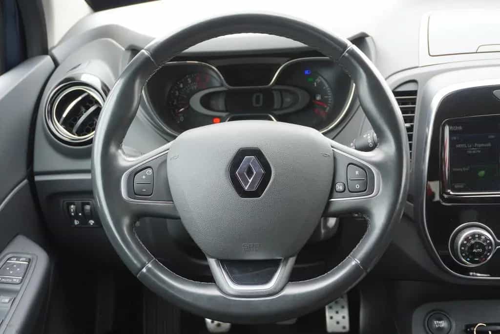 Renault Captur 1.3 TCE Navi Kamera Totwinkel Sitzheizung 05/2019-photo-9