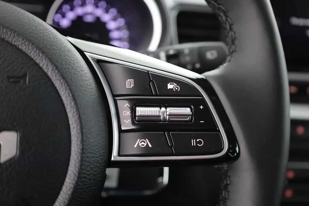 Kia XCeed 1.6 GDI Aut. LED Navi Kamera 03/2026-photo-15