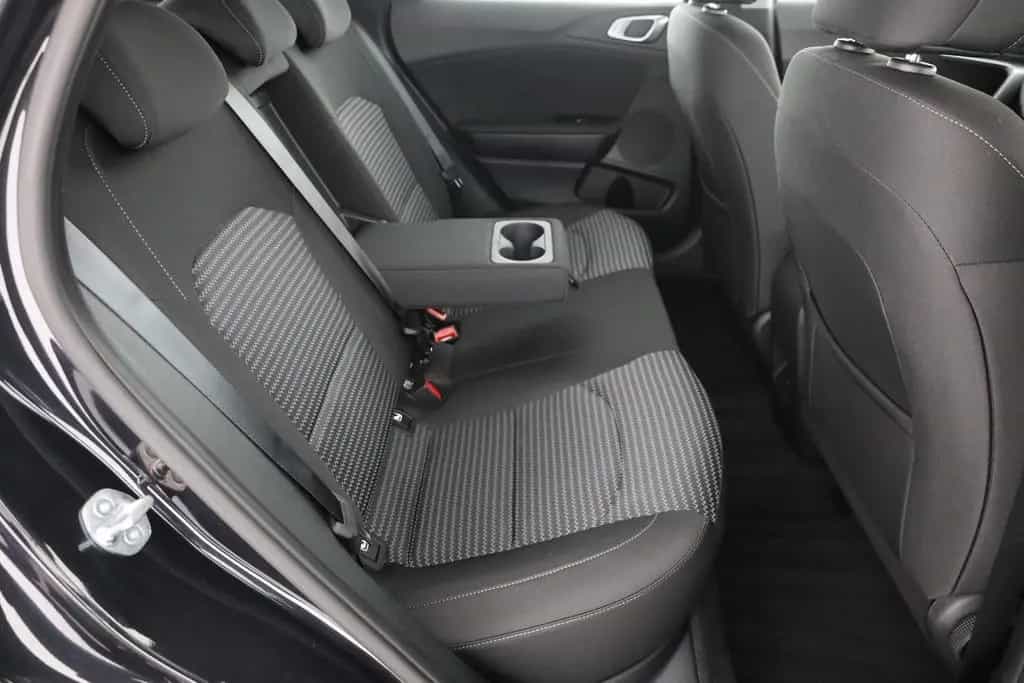 Kia XCeed 1.6 GDI Aut. LED Navi Kamera 03/2026-photo-23