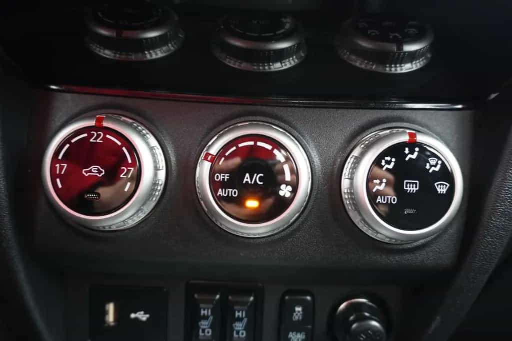 Mitsubishi ASX 2.0 2WD LED Kamera Sitzheizung Tempomat DAB 09/2020-photo-17