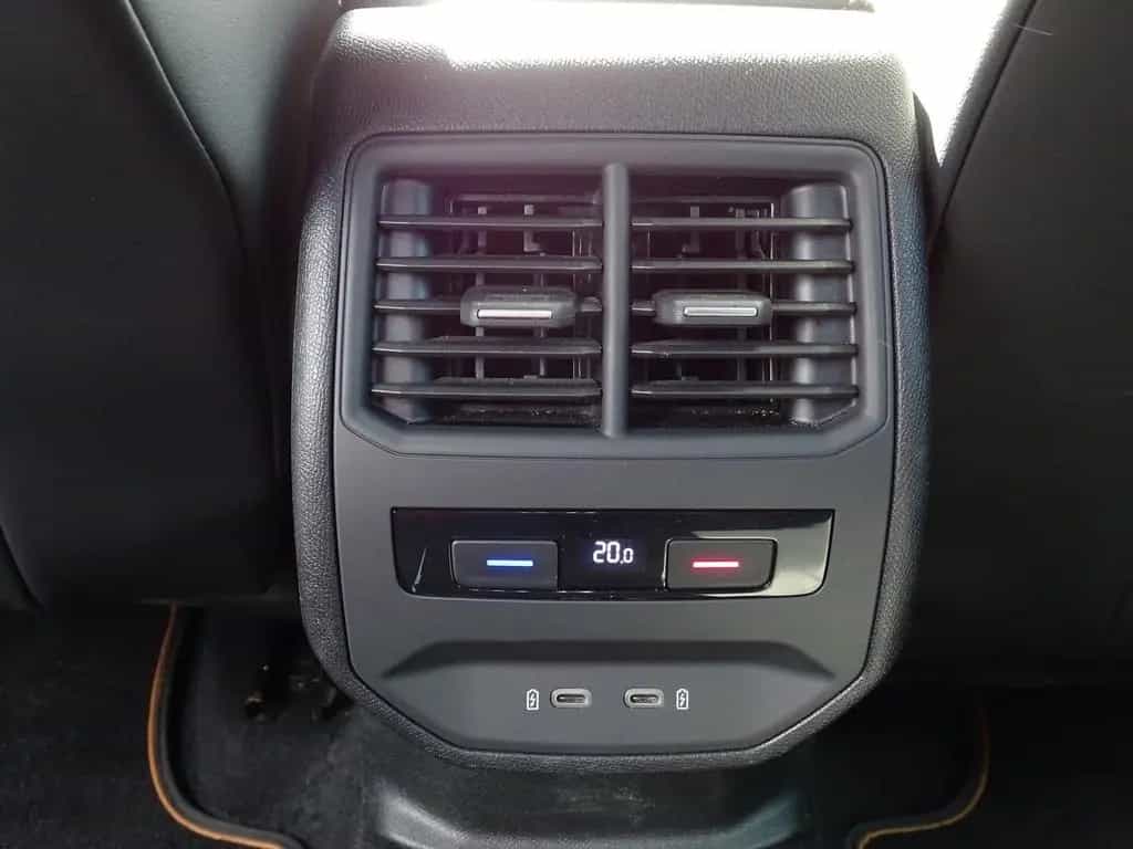 Cupra Formentor 1.5 TSI LED Navi PDC Sitzheizung 06/2021-photo-27