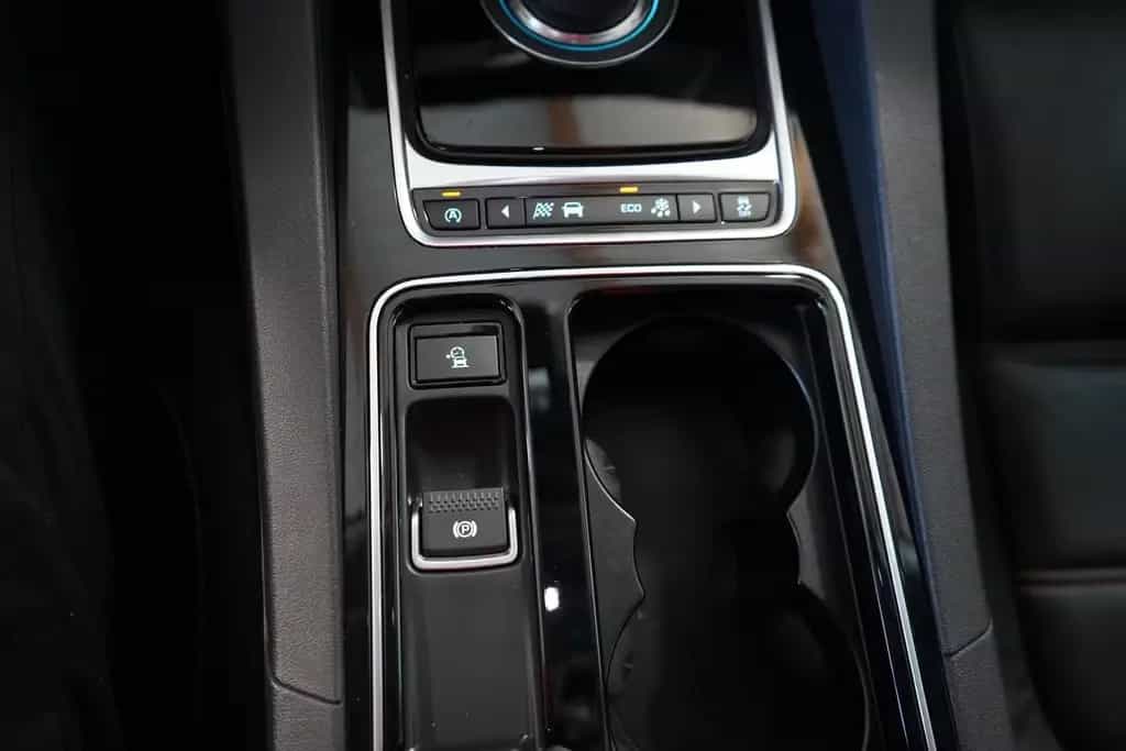 Jaguar F-Pace 3.0 AWD Prestige Panorama Navi Standheizu 09/2016-photo-22