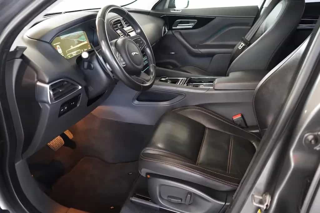 Jaguar F-Pace 3.0 AWD Prestige Panorama Navi Standheizu 09/2016-photo-29