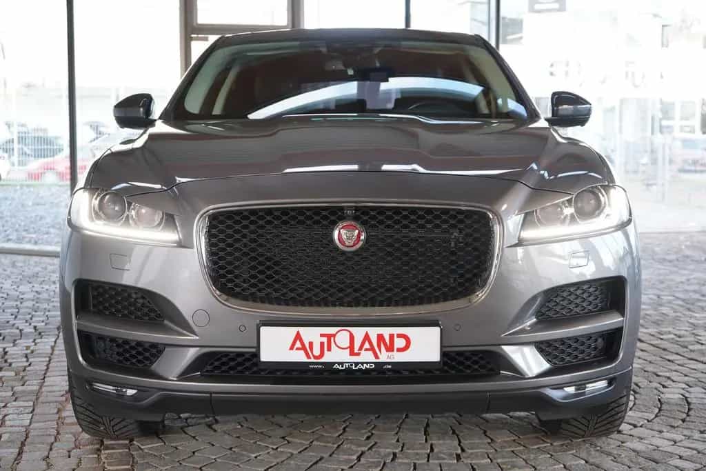 Jaguar F-Pace 3.0 AWD Prestige Panorama Navi Standheizu 09/2016-photo-7
