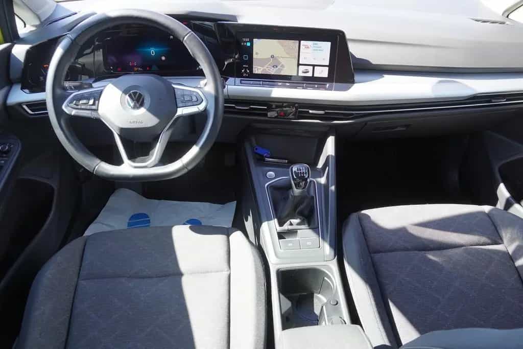 Volkswagen Golf VIII 1.5 Klimaaut. LED Navi PDC ACC USB 03/2020-photo-9