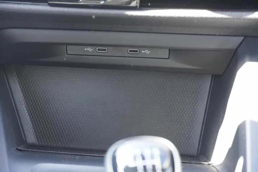 Volkswagen Golf VIII 1.5 Klimaaut. LED Navi PDC ACC USB 03/2020-photo-18