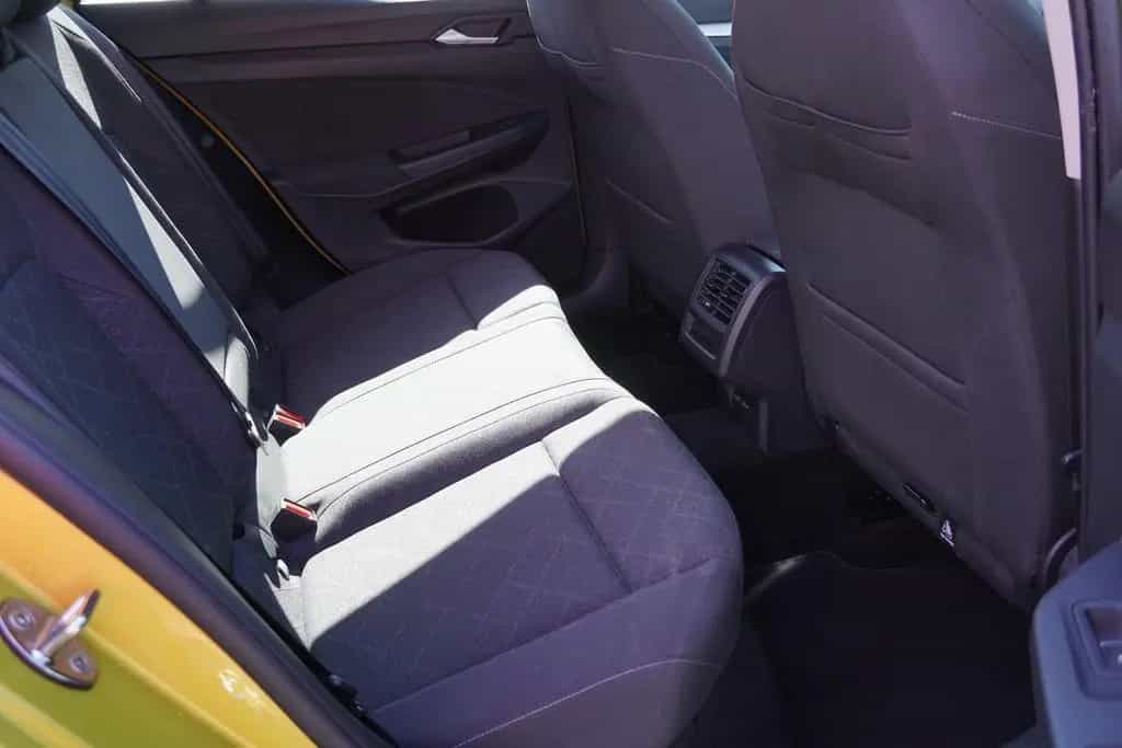 Volkswagen Golf VIII 1.5 Klimaaut. LED Navi PDC ACC USB 03/2020-photo-35