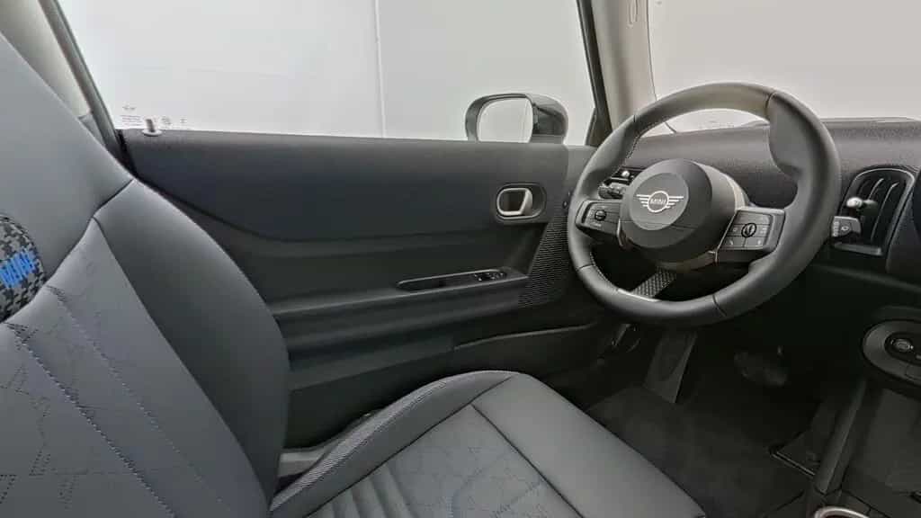 MINI Cooper C 03/2025-photo-10