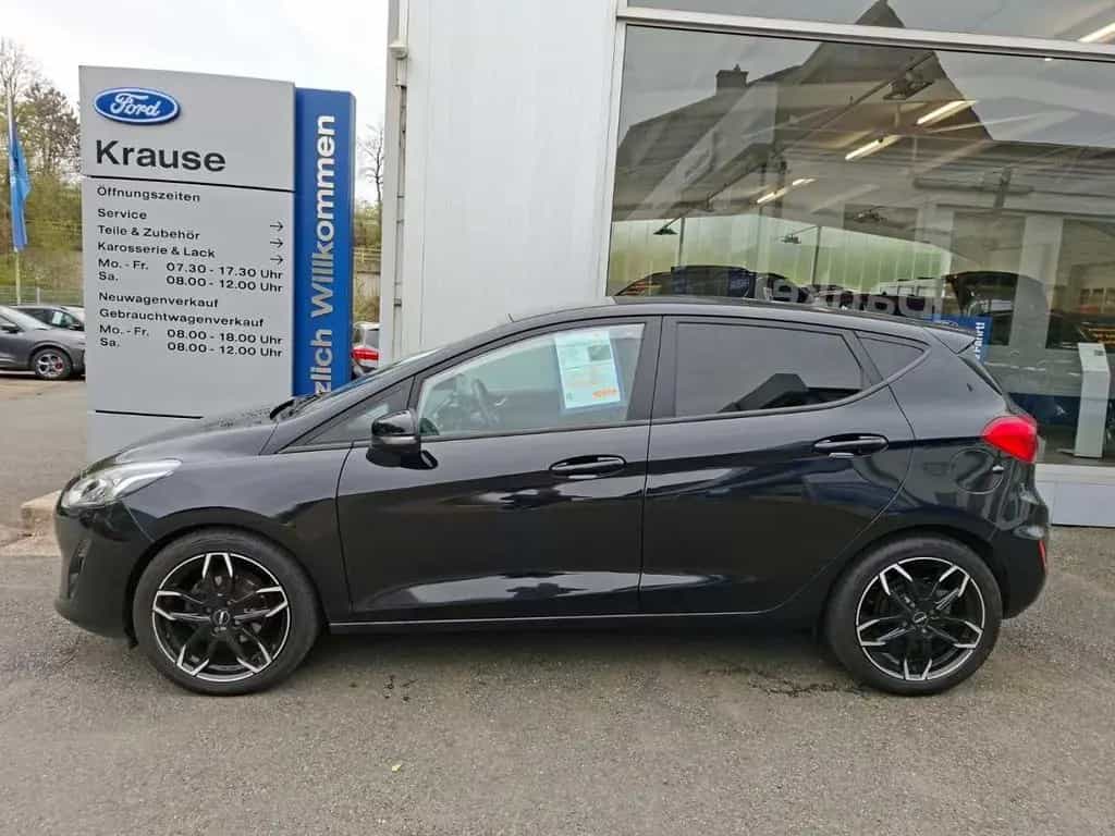 Ford Fiesta Cool&Connect Navi Wipa 02/2019-photo-1