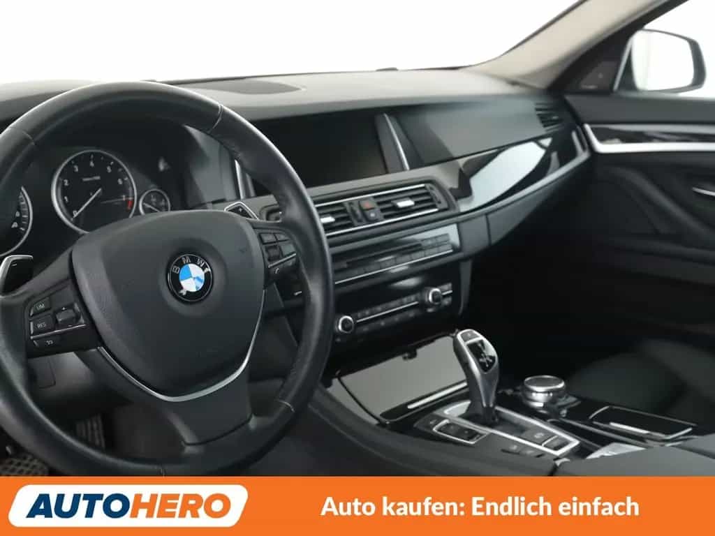 BMW 535 5er 535i xDrive Aut.*NAVI*LED*TEMPO*CAM*PDC*SHZ* 01/2017-photo-10
