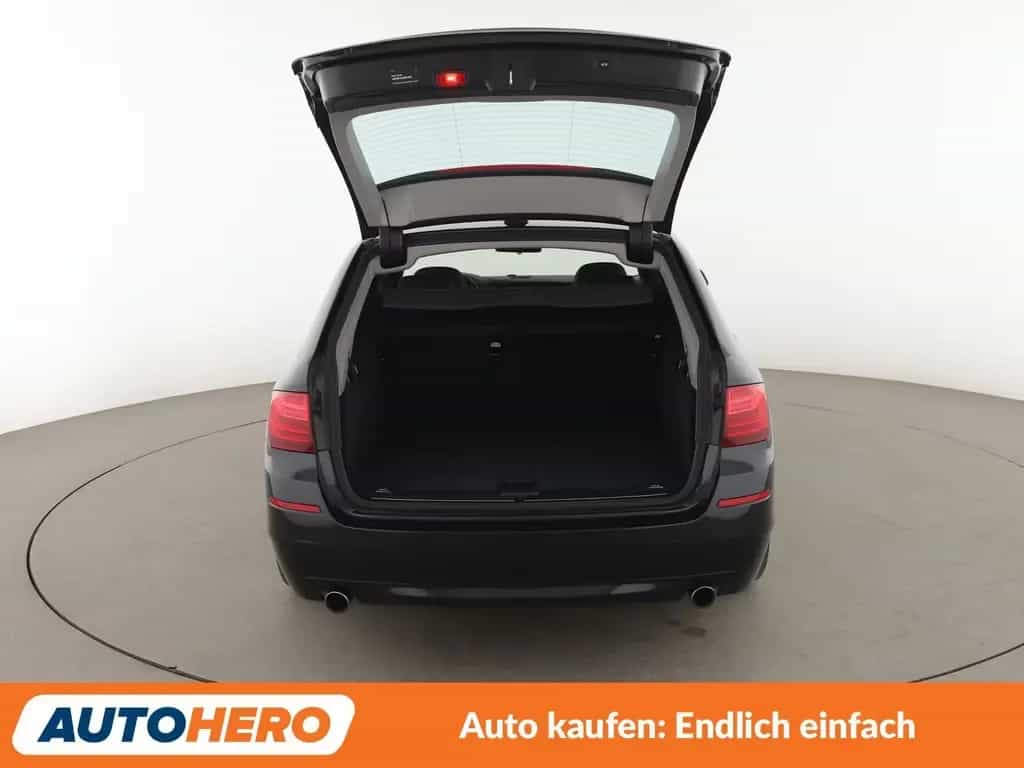 BMW 535 5er 535i xDrive Aut.*NAVI*LED*TEMPO*CAM*PDC*SHZ* 01/2017-photo-16