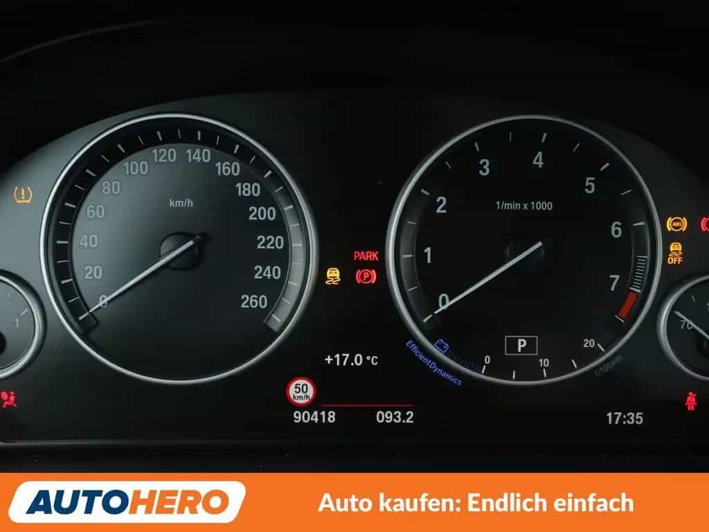 BMW 535 5er 535i xDrive Aut.*NAVI*LED*TEMPO*CAM*PDC*SHZ* 01/2017-photo-19