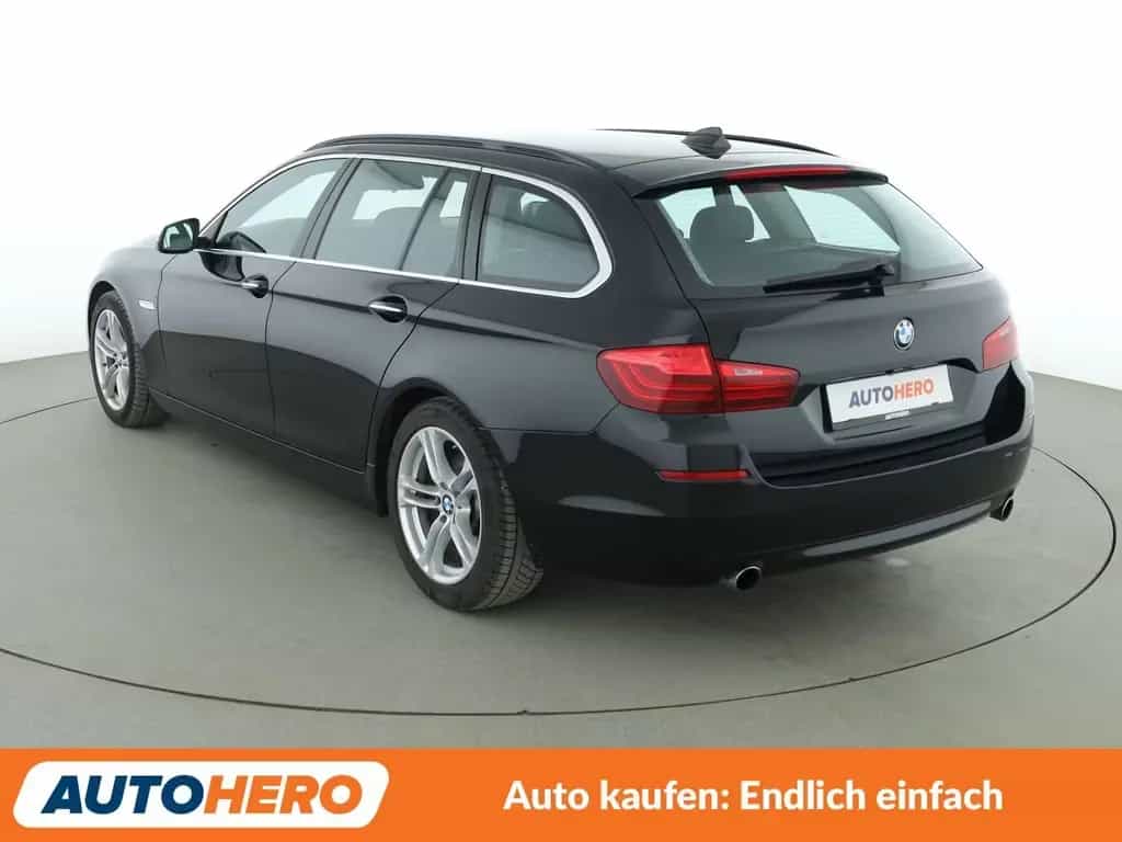 BMW 535 5er 535i xDrive Aut.*NAVI*LED*TEMPO*CAM*PDC*SHZ* 01/2017-photo-3