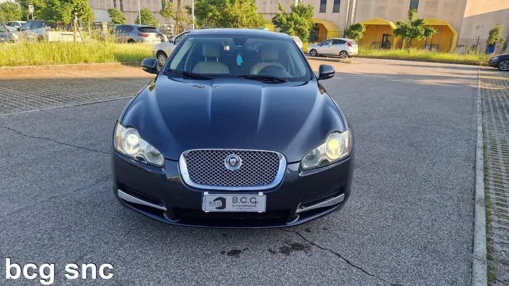 Jaguar XF 3.0 DS V6 Premium Luxury 06/2011-photo-0
