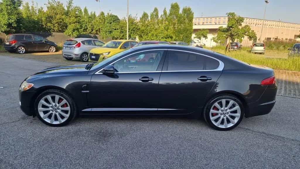 Jaguar XF 3.0 DS V6 Premium Luxury 06/2011-photo-11