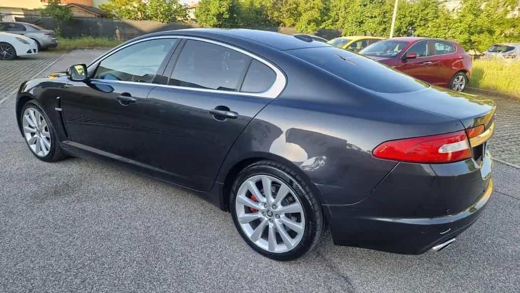 Jaguar XF 3.0 DS V6 Premium Luxury 06/2011-photo-13
