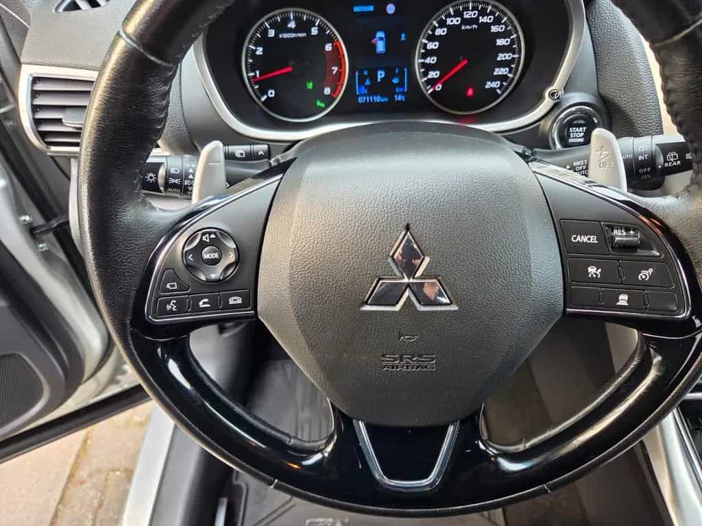 Mitsubishi Eclipse Cross Diamant Edition+ 4WD,Automatik,LED 06/2021-photo-14