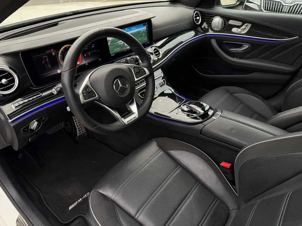 Mercedes-Benz E 63 AMG S, Pano, 360°, ACC, Standh., Burmester 03/2018-photo-23