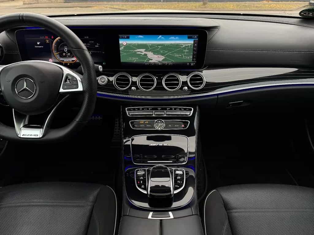 Mercedes-Benz E 63 AMG S, Pano, 360°, ACC, Standh., Burmester 03/2018-photo-33