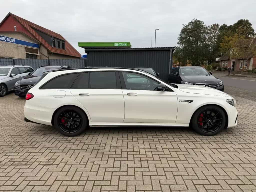 Mercedes-Benz E 63 AMG S, Pano, 360°, ACC, Standh., Burmester 03/2018-photo-6