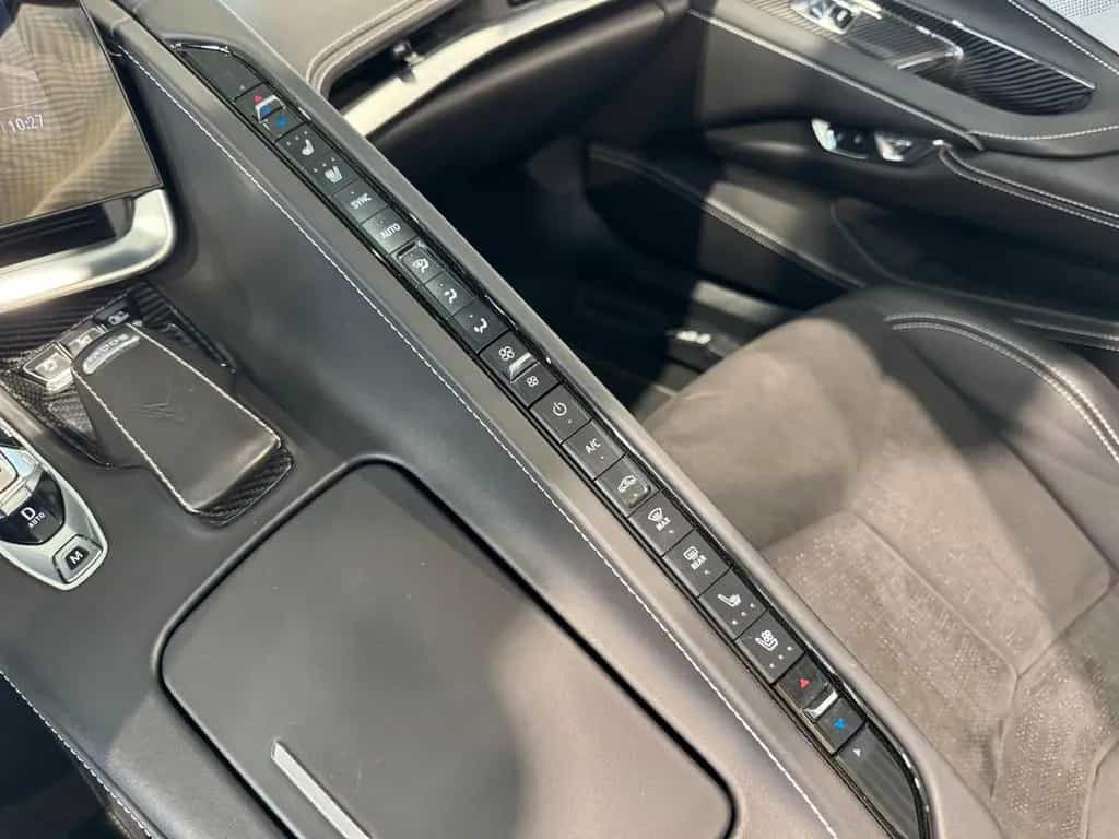 Corvette C8 Convertible 3LT 6.2 V8 Stingry+Carbon Paket 11/2021-photo-13