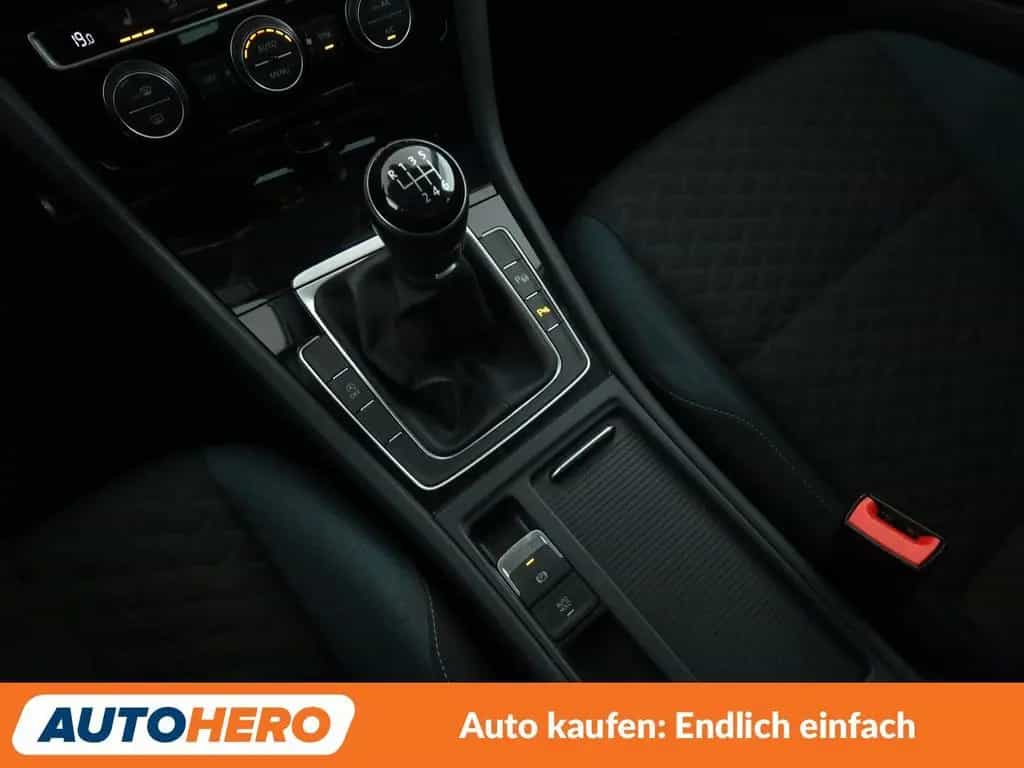 Volkswagen Golf VII 1.0 TSI IQ.DRIVE *NAVI*ACC*PDC*SHZ* 07/2019-photo-25