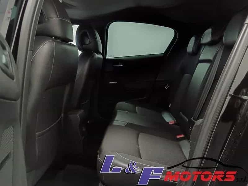 DS Automobiles DS4 DS DS4 1.6 e-HDi 02/2013-photo-12