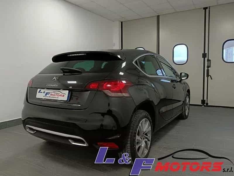 DS Automobiles DS4 DS DS4 1.6 e-HDi 02/2013-photo-4