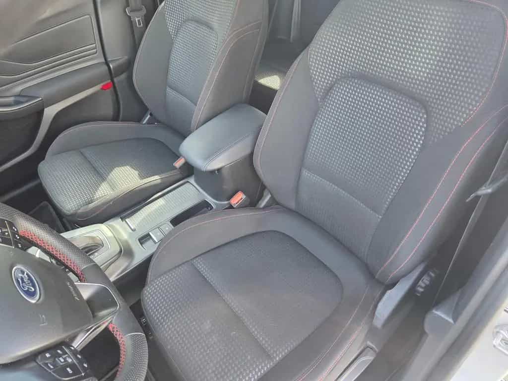 Ford Focus Turnier ST-Line Autom Navi LED Allwetter 06/2023-photo-30