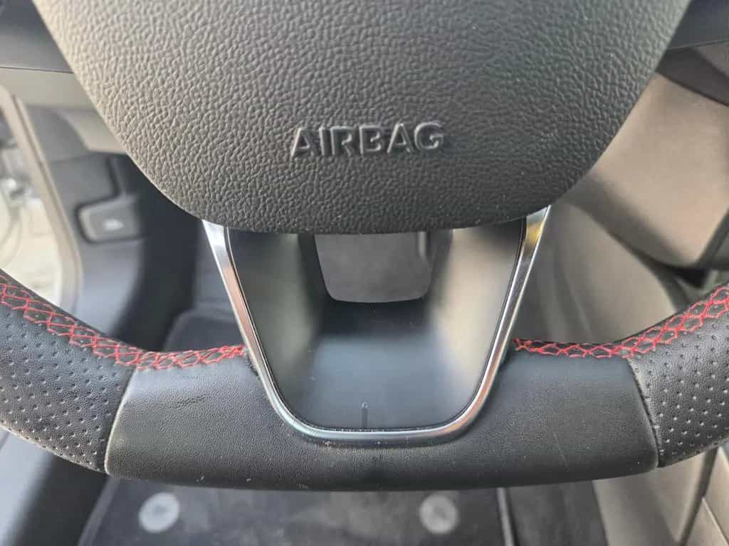 Ford Focus Turnier ST-Line Autom Navi LED Allwetter 06/2023-photo-33