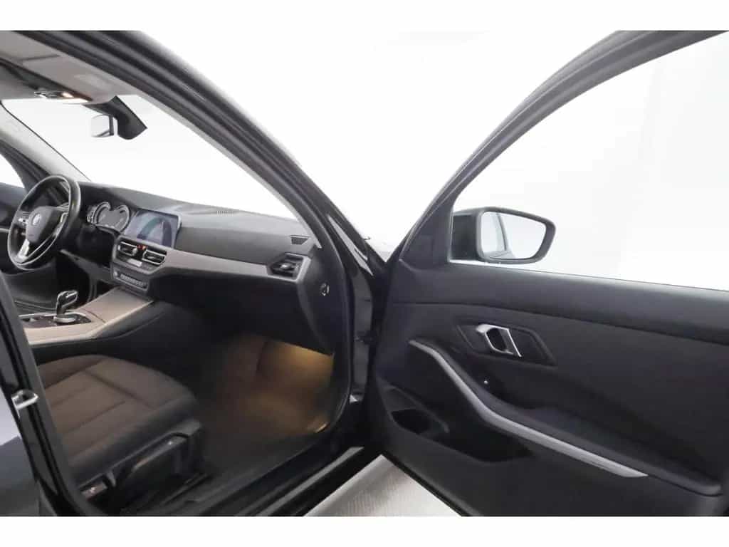 BMW 3 Series 318 d Lim. Steptronic Advantage +LED+NAVI+SHZ+ 09/2020-photo-19