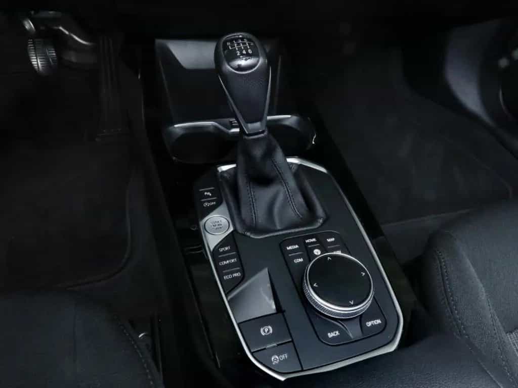 BMW 118 d LED PDC El.Spiegel SHZ NAVI Alarm Klimaaut 04/2022-photo-10