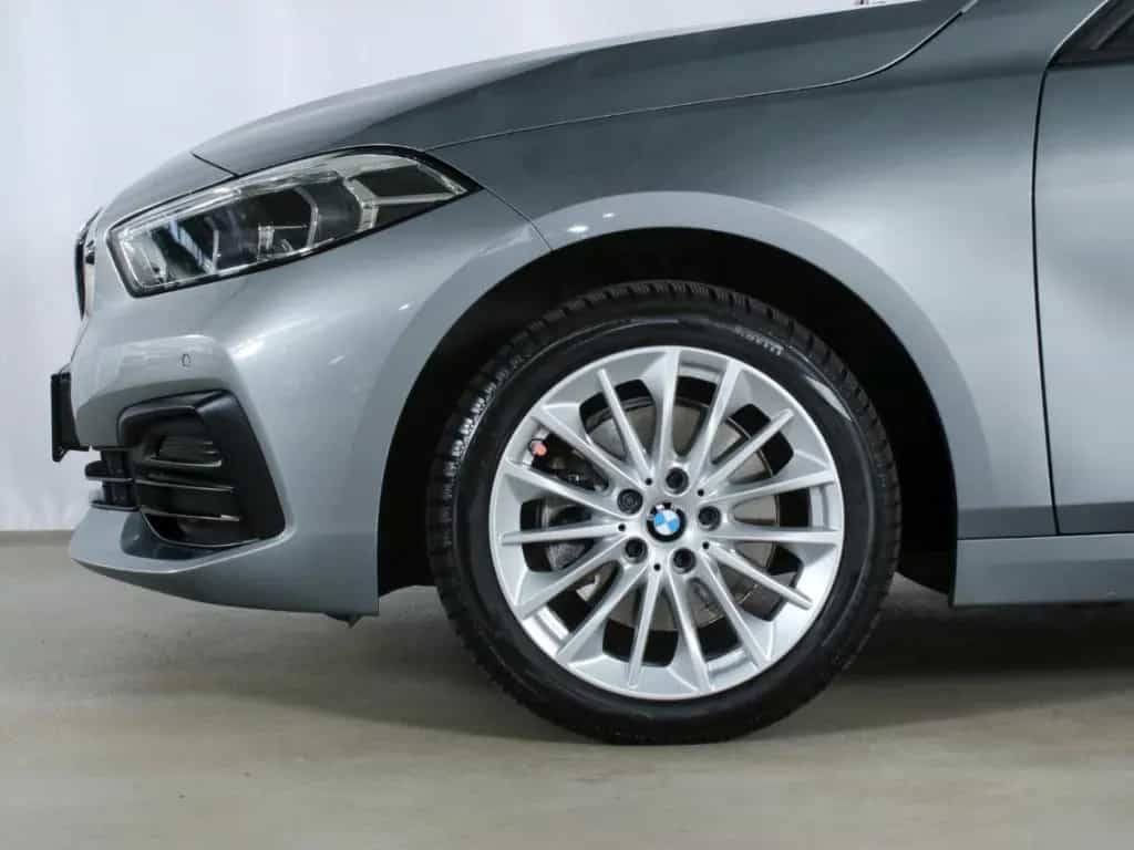 BMW 118 d LED PDC El.Spiegel SHZ NAVI Alarm Klimaaut 04/2022-photo-11