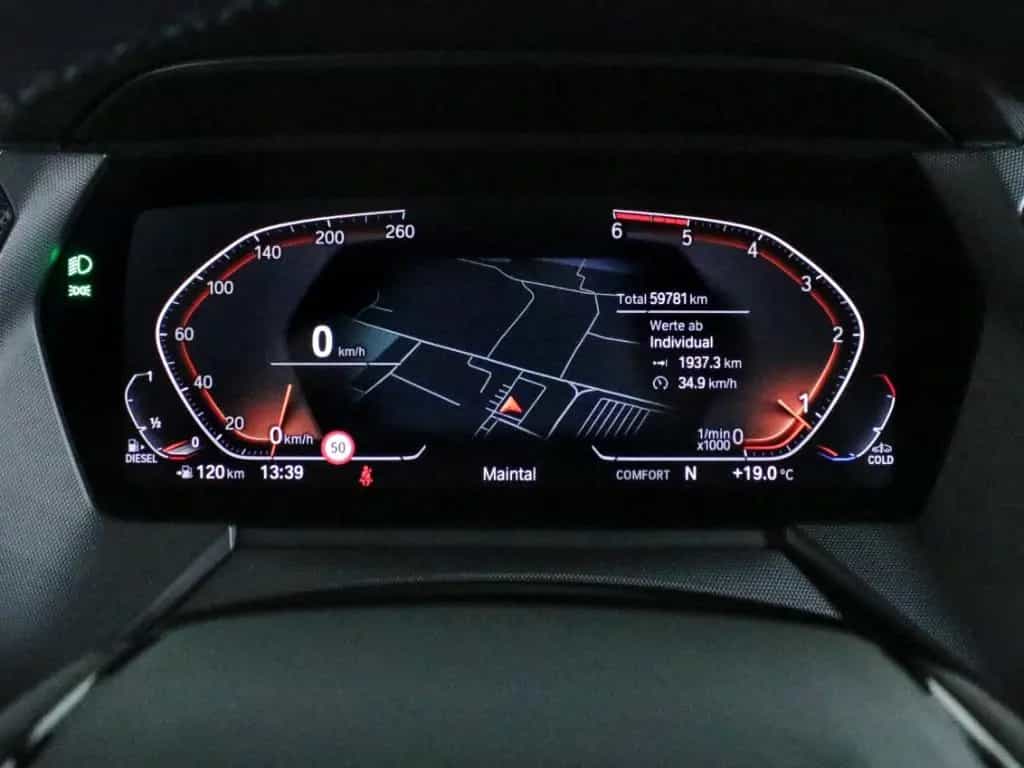 BMW 118 d LED PDC El.Spiegel SHZ NAVI Alarm Klimaaut 04/2022-photo-14