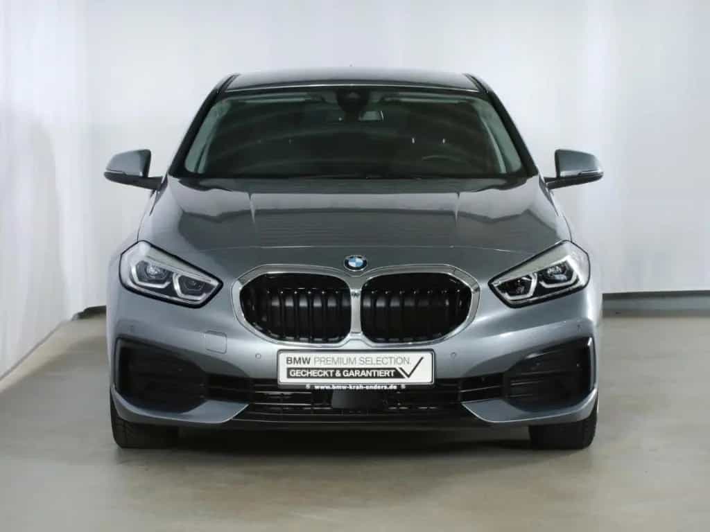BMW 118 d LED PDC El.Spiegel SHZ NAVI Alarm Klimaaut 04/2022-photo-4