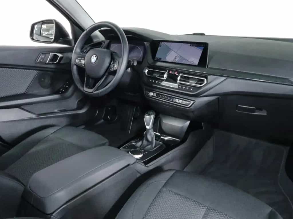 BMW 118 d LED PDC El.Spiegel SHZ NAVI Alarm Klimaaut 04/2022-photo-7