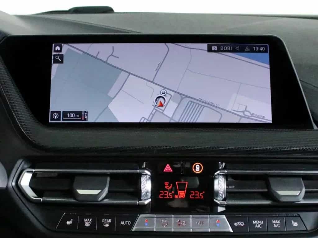 BMW 118 d LED PDC El.Spiegel SHZ NAVI Alarm Klimaaut 04/2022-photo-9