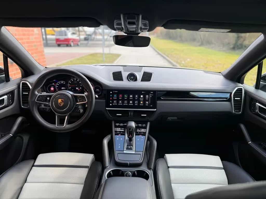 Porsche Cayenne 06/2022-photo-11