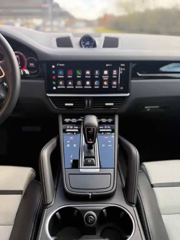 Porsche Cayenne 06/2022-photo-13