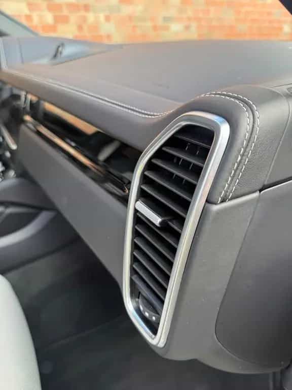 Porsche Cayenne 06/2022-photo-25