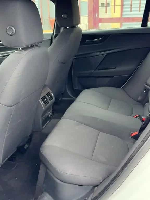 Jaguar XE 2.0 D Turbo aut. Pure 03/2016-photo-8