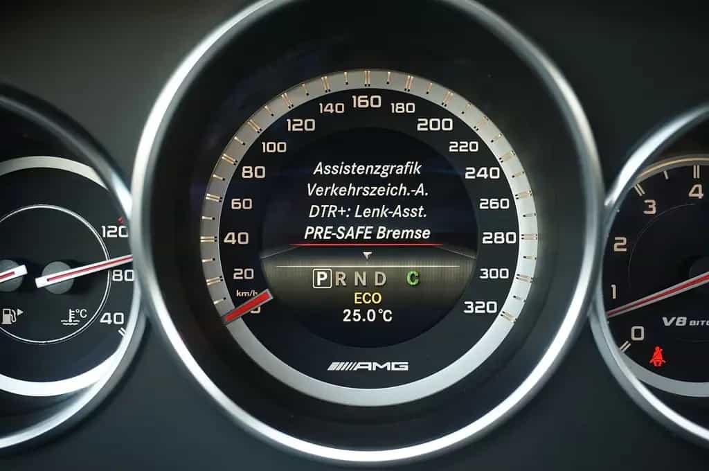 Mercedes-Benz CLS-Class 63 AMG 4M SB *UNFALLFREI *100% DEUTSCH *VOLL 12/2016-photo-11